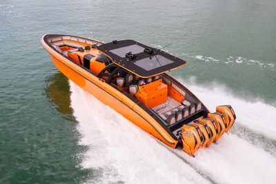 Yacht