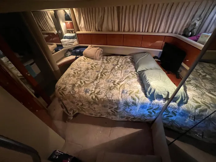 Maxxed Out Yacht Photos Pics 