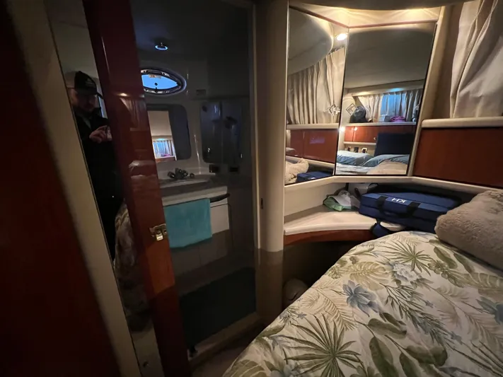 Maxxed Out Yacht Photos Pics 