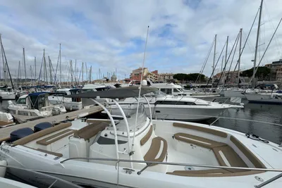 2012 Jeanneau Cap Camarat 8.5 CC