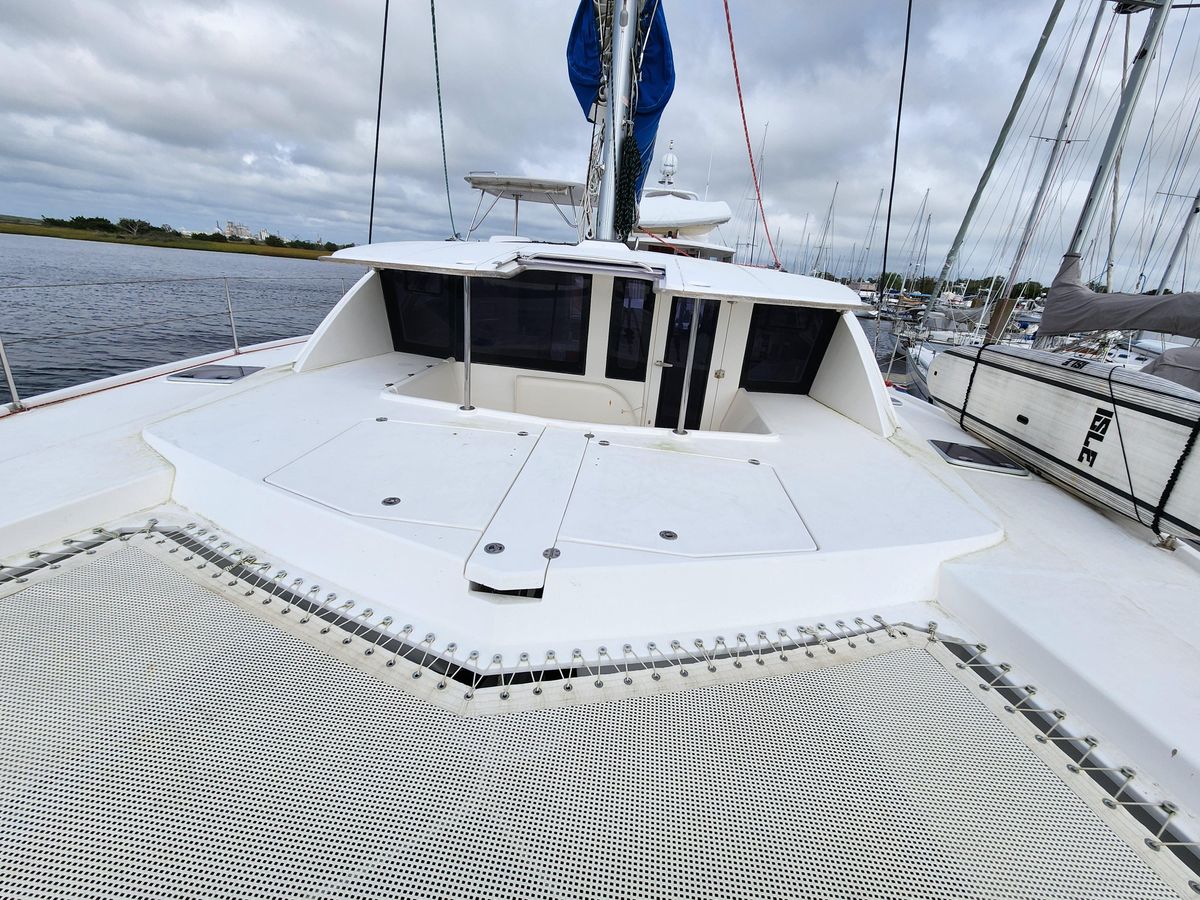 2015 Leopard 44 