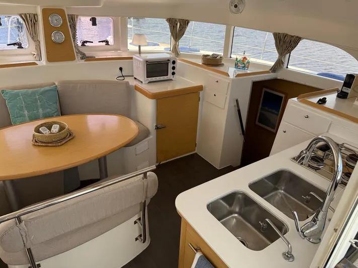 L Aventure Yacht Photos Pics 