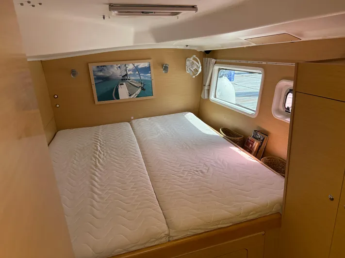 L Aventure Yacht Photos Pics 