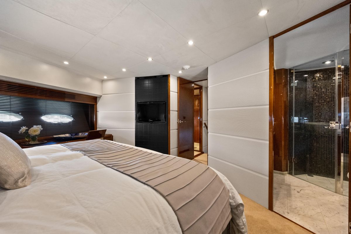 2010 Princess 95 