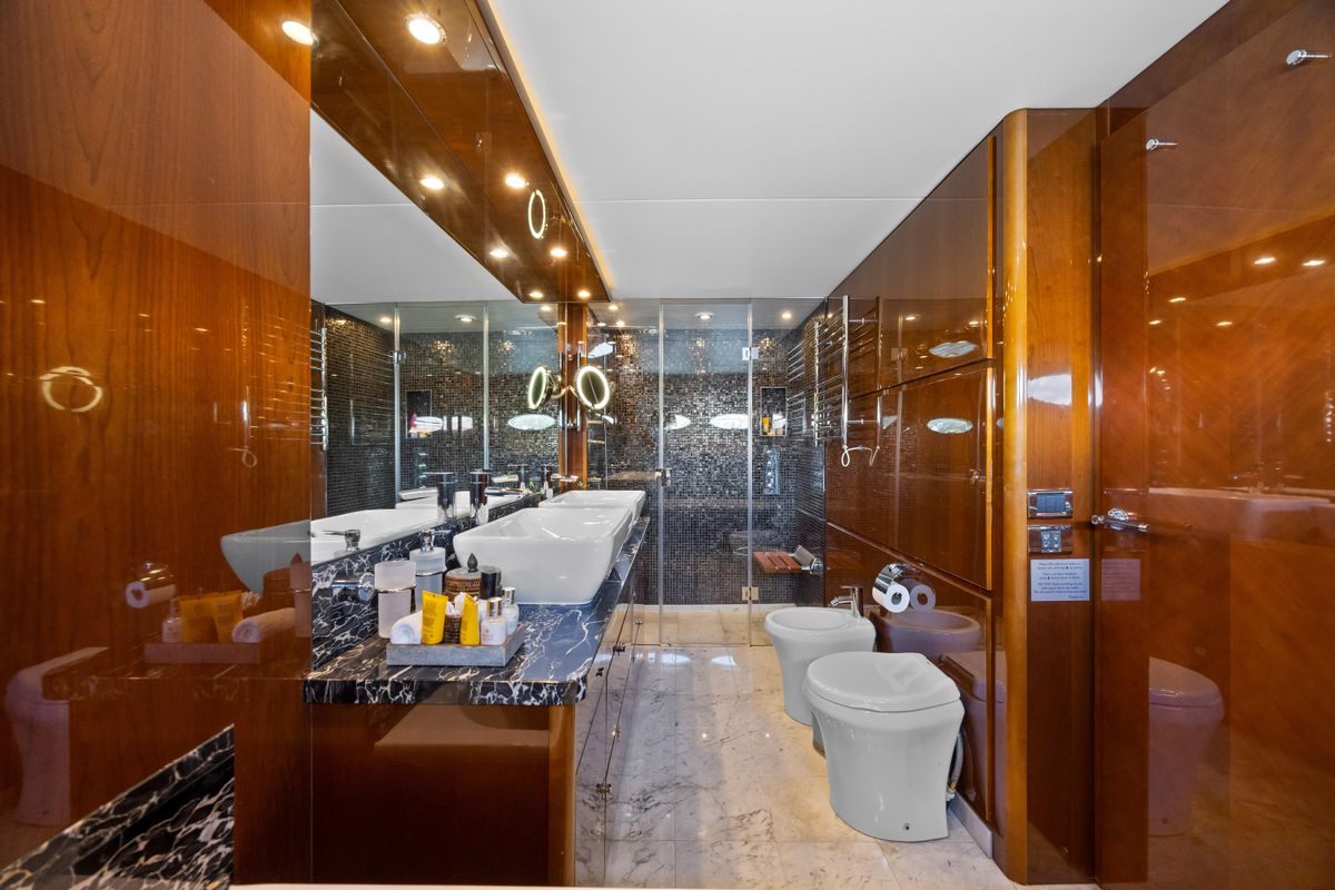 2010 Princess 95 
