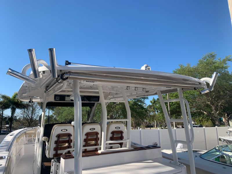 2019 Everglades 435CC