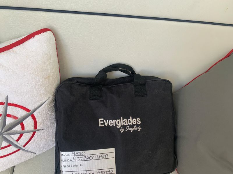 2019 Everglades 435CC