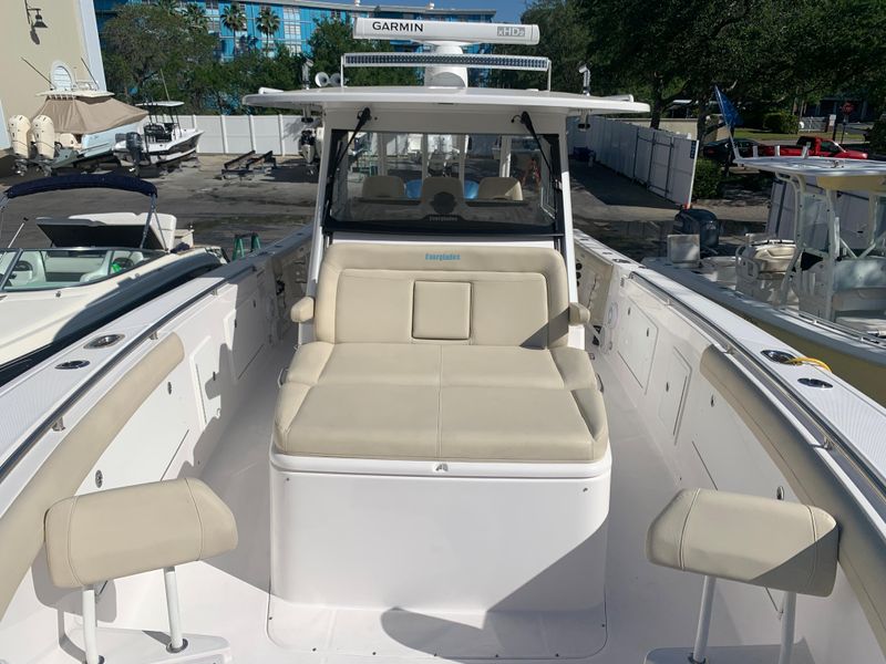 2019 Everglades 435CC
