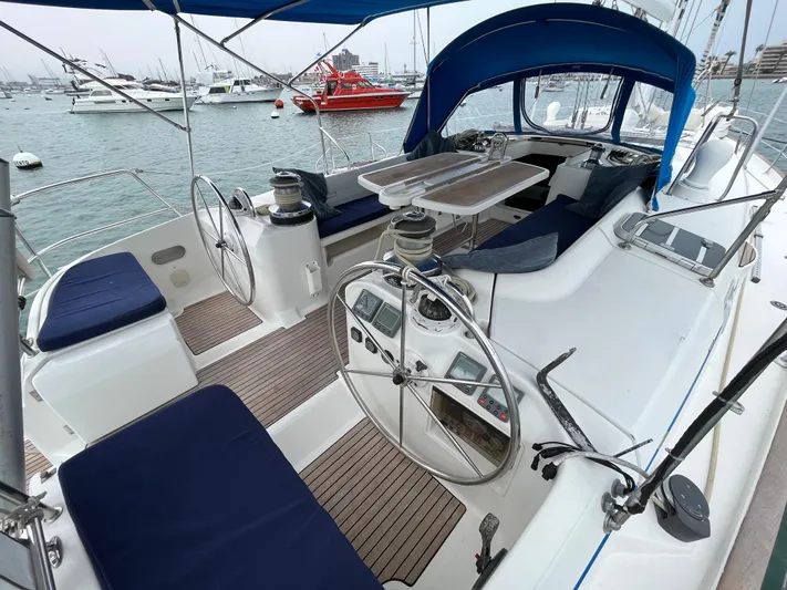 Sea Seven Yacht Photos Pics 