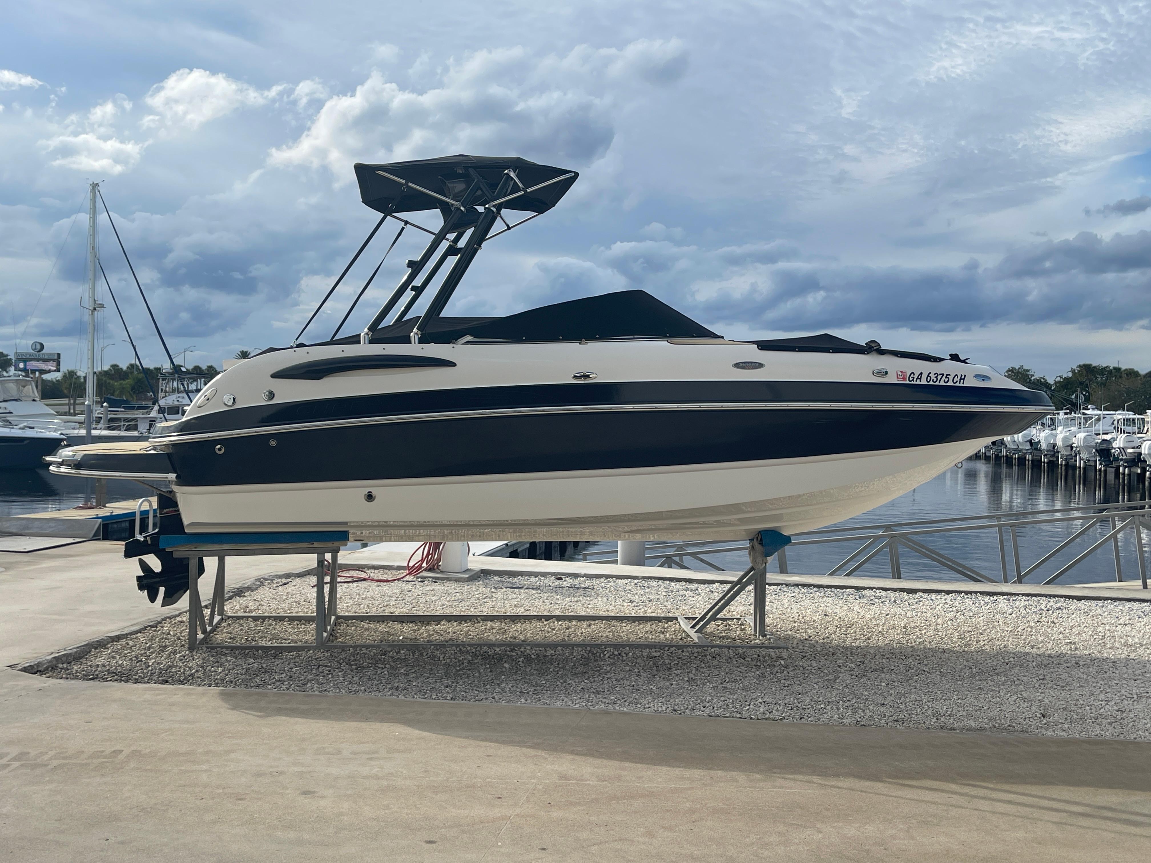 2003 Chaparral Sunesta 223 Deck for sale YachtWorld