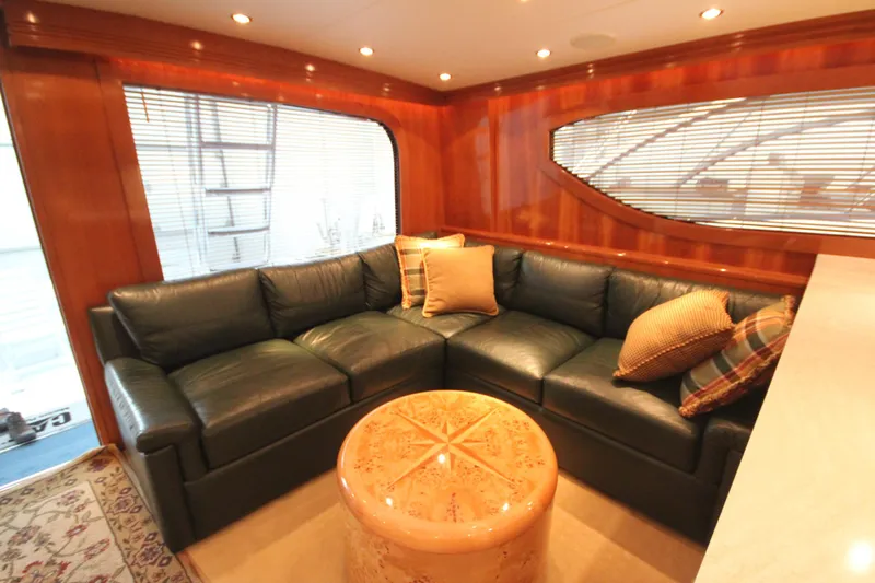 Rollwind Yacht Photos Pics 