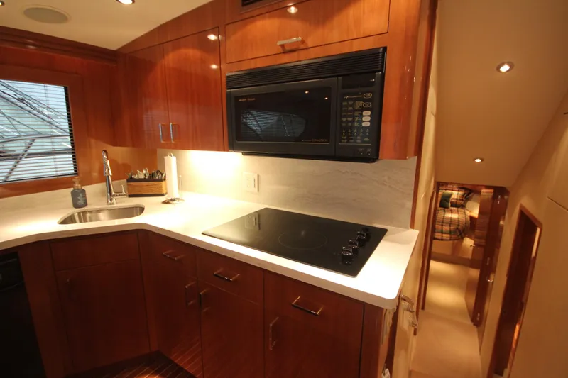 Rollwind Yacht Photos Pics 