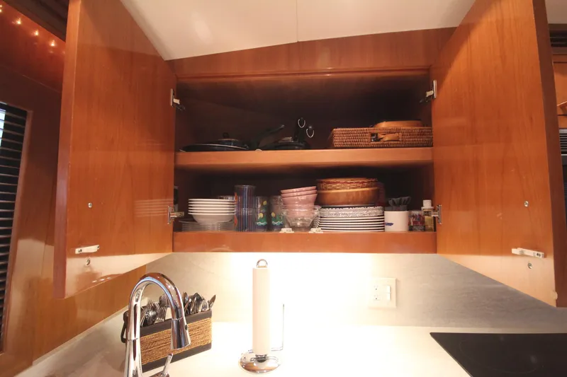 Rollwind Yacht Photos Pics 