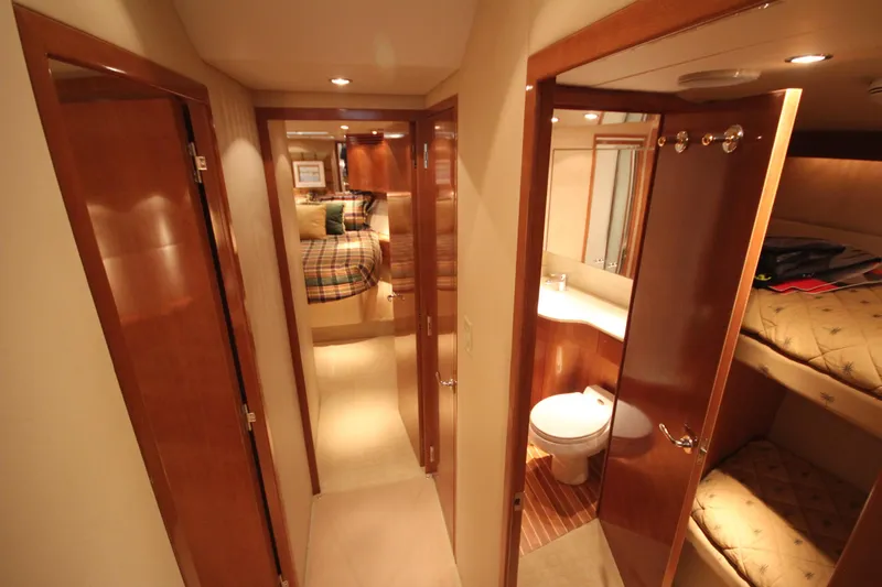 Rollwind Yacht Photos Pics 