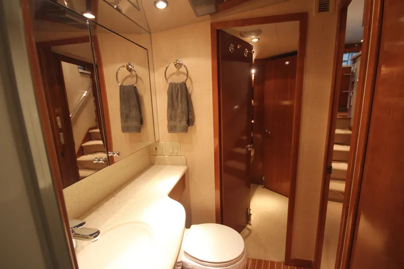 Rollwind Yacht Photos Pics 