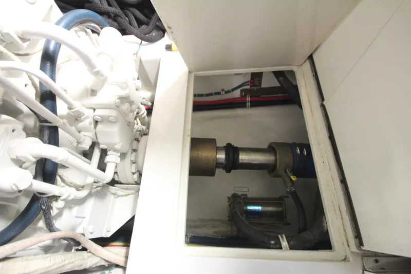 Rollwind Yacht Photos Pics 