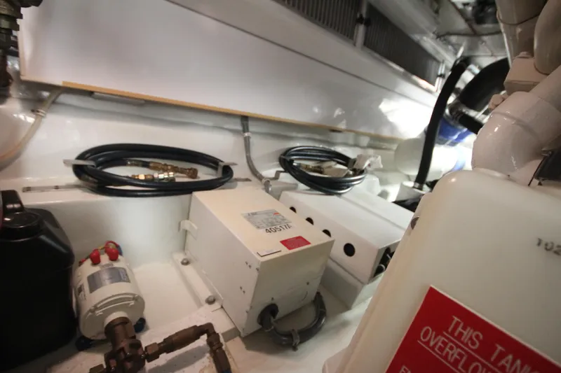 Rollwind Yacht Photos Pics 