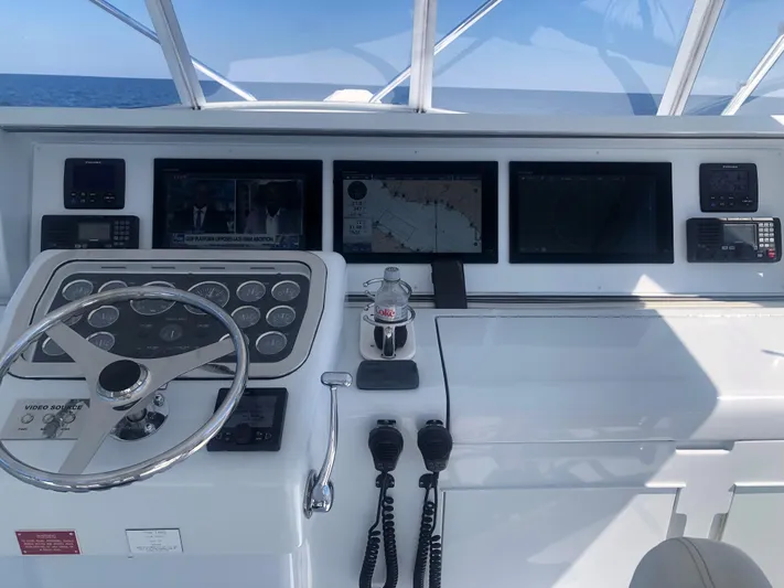 Rollwind Yacht Photos Pics 