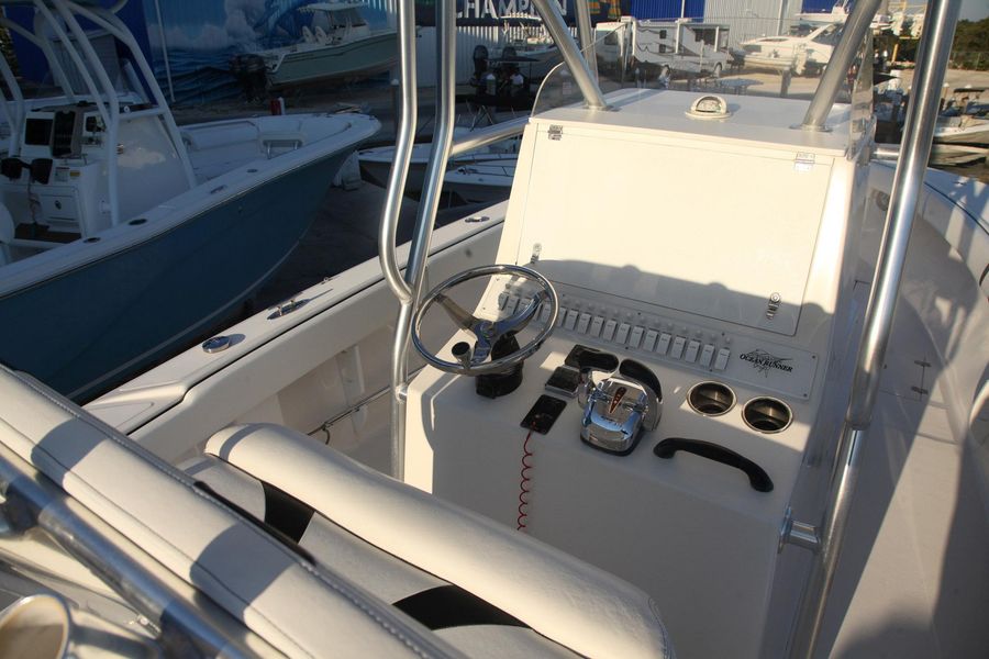 2017 Ocean Runner 29 CC Open Fisherman