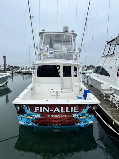 Fin - Allie Yacht Photos Pics 