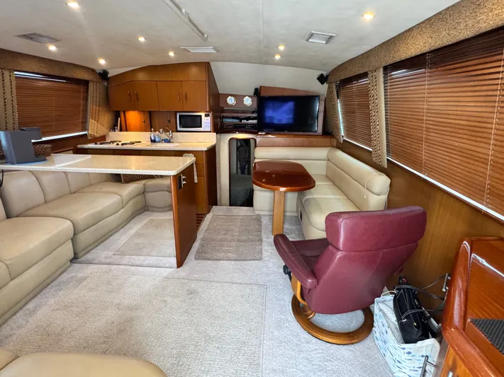 Fin - Allie Yacht Photos Pics 