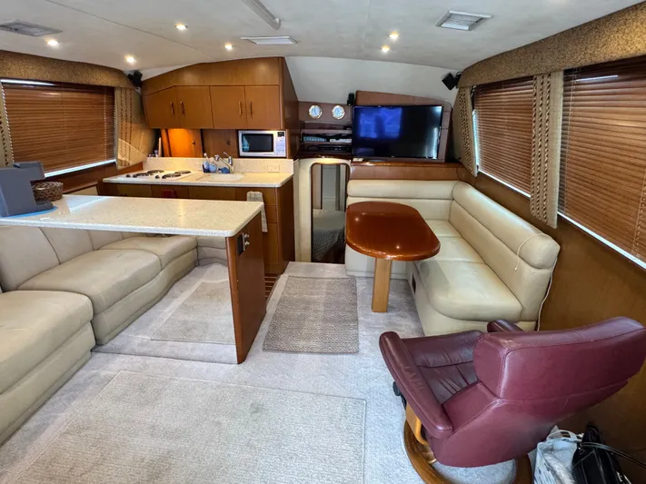 Fin - Allie Yacht Photos Pics 