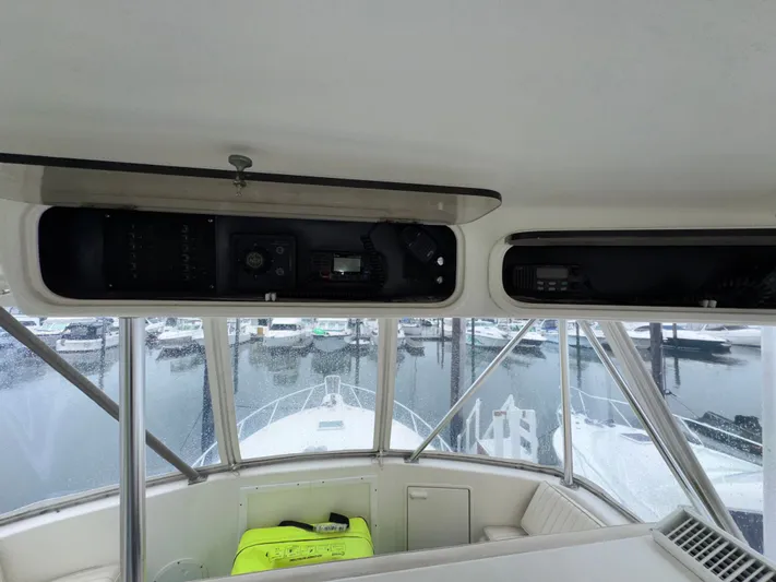 Fin - Allie Yacht Photos Pics 