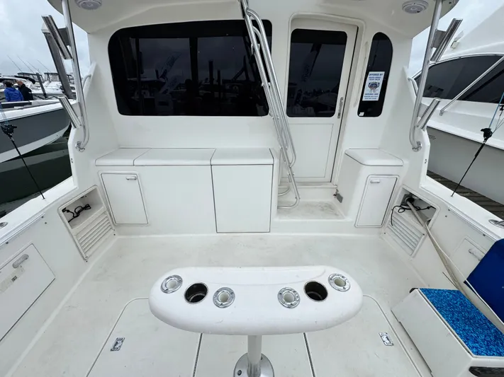 Fin - Allie Yacht Photos Pics 