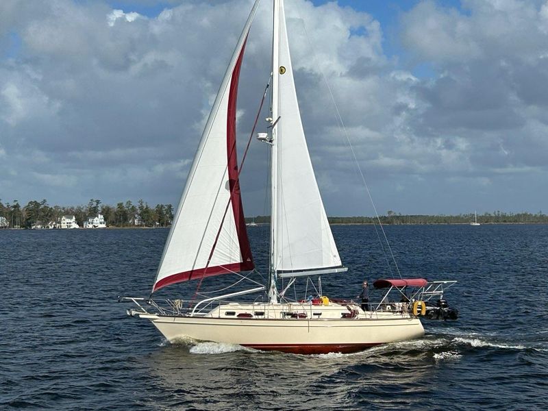 2001 Island Packet 380