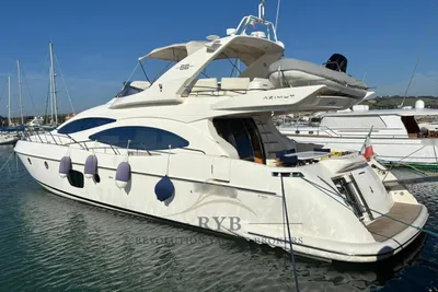 2010 Azimut 68E