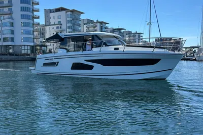 2020 Jeanneau Merry Fisher 1095