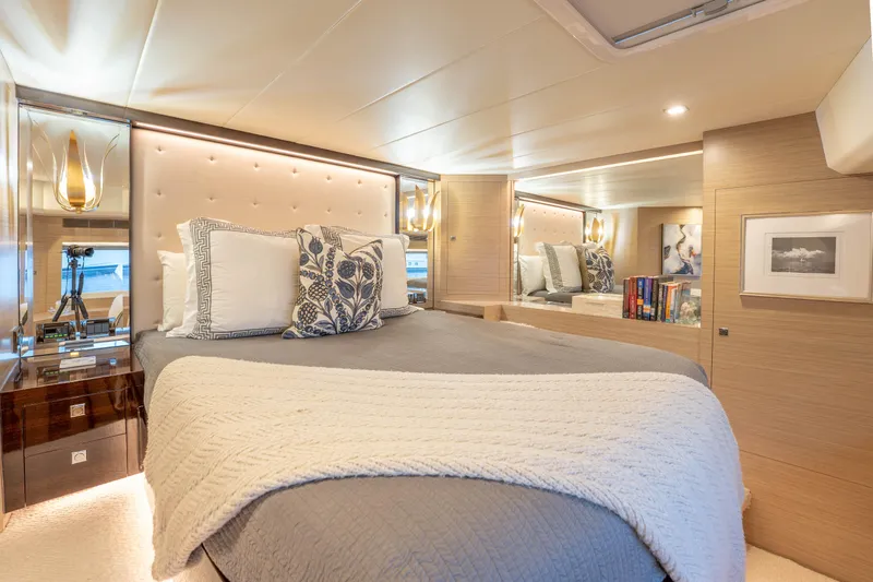 Homarus Yacht Photos Pics Luxurious 2021 Horizon yacht bedroom with elegant decor and cozy bedding.