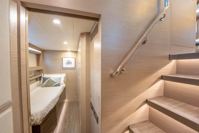 Homarus Yacht Photos Pics Luxurious Horizon yacht interior with cozy bedroom and elegant staircase, 2021 model.