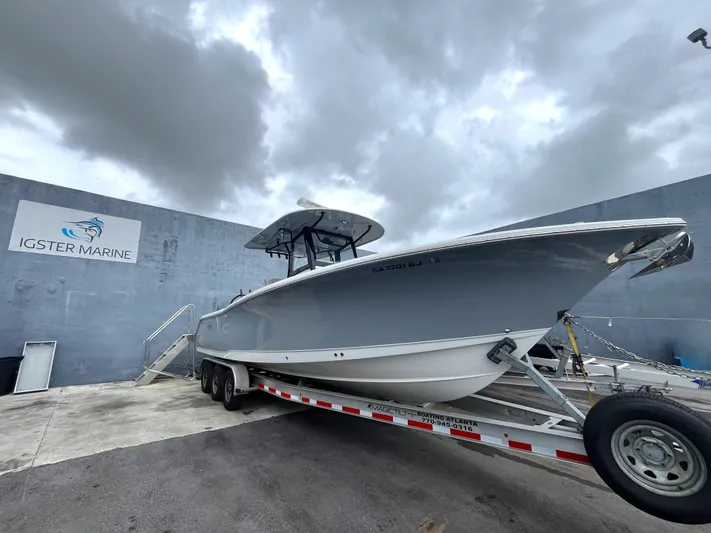 2022 Sea Hunt 30 Gamefish F Yacht Photos Pics 