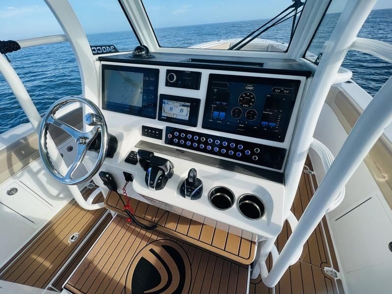 2021 Edgewater 340CC