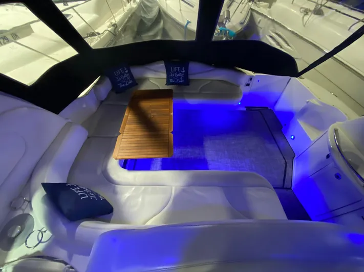 Scalawag Yacht Photos Pics 