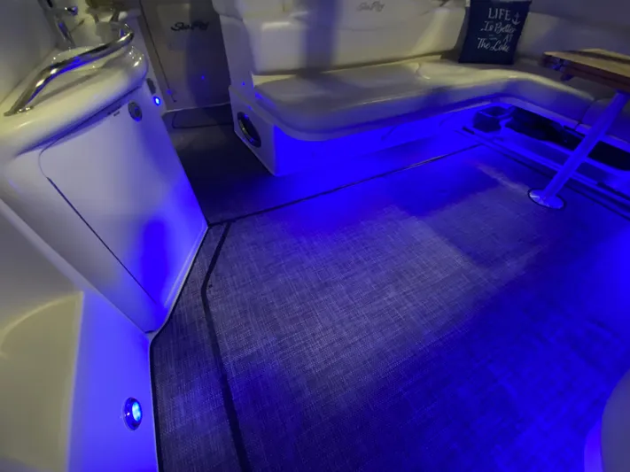 Scalawag Yacht Photos Pics 