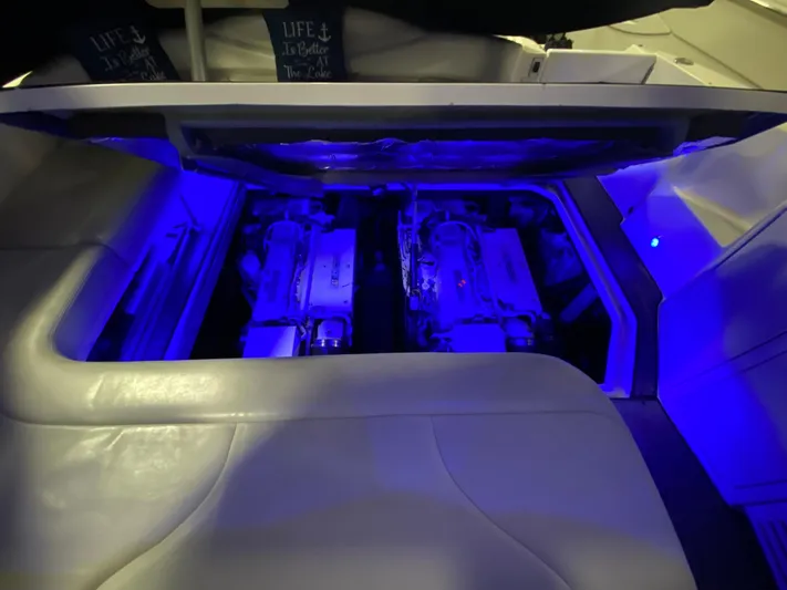 Scalawag Yacht Photos Pics 