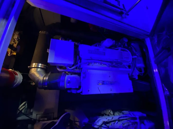 Scalawag Yacht Photos Pics 