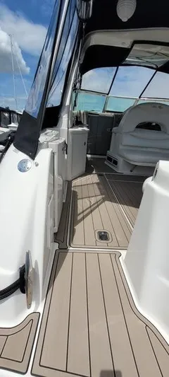 2 Spicy Yacht Photos Pics 2003 Sea Ray 380 Sundancer boat interior with sleek design and spacious seating.