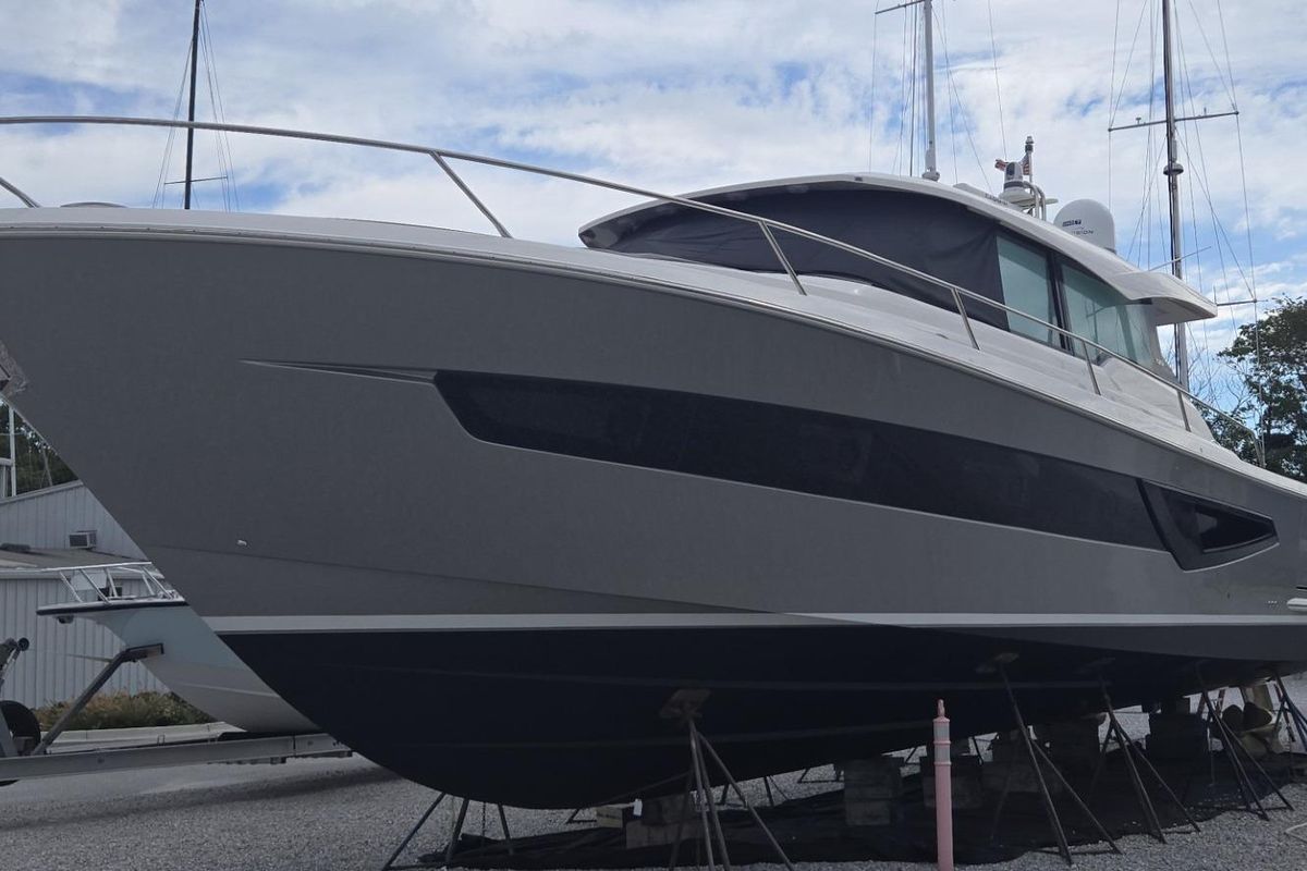 2024 Tiara Yachts 60 