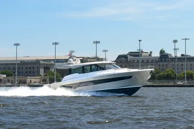 Tiara Yachts EX 60