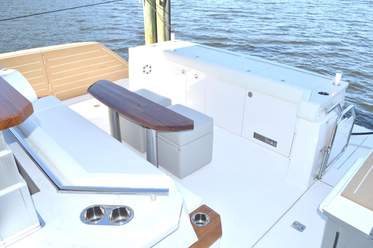 2024 Tiara Yachts 60 
