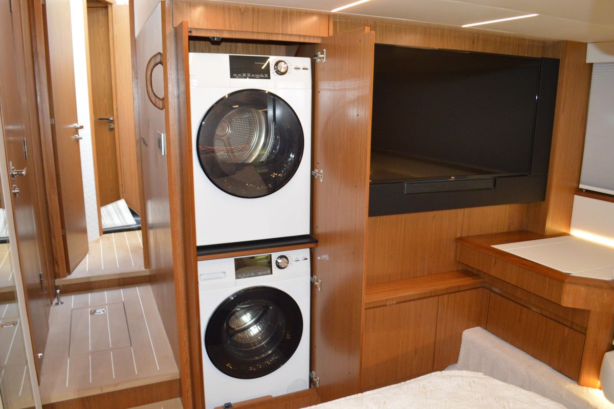 2024 Tiara Yachts 60 