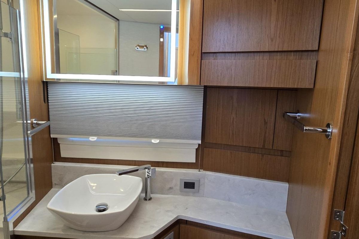 2024 Tiara Yachts 60 