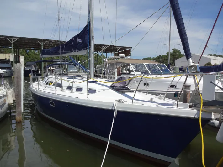 Bluewater Yacht Photos Pics 