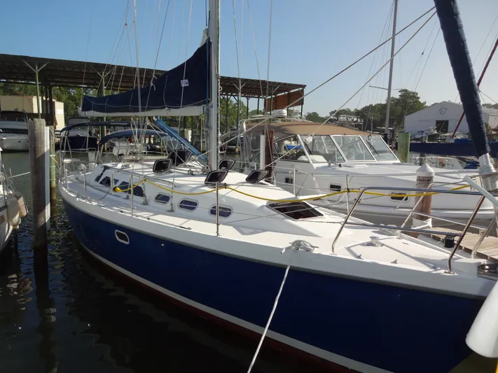 Bluewater Yacht Photos Pics 