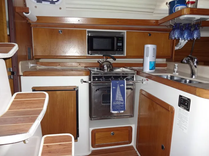 Bluewater Yacht Photos Pics 