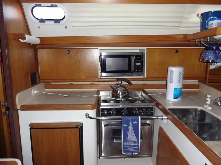 Bluewater Yacht Photos Pics 