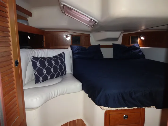 Bluewater Yacht Photos Pics 